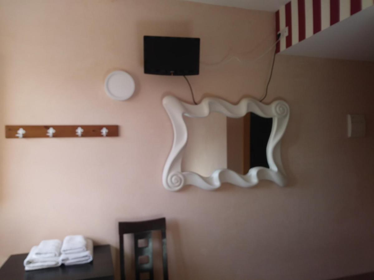 Albergue De Las Estrellas Наварете Стая снимка